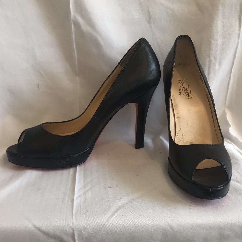 oh...Deer Audrey peep toe pump with red bottoms